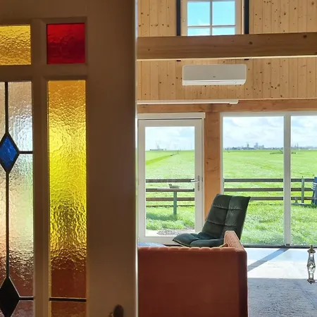 Feriehus Farmers Lodge, A With A Skyline View In Rural *